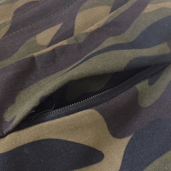 NWT Royal Blue Apparel Jogger in Olive Camo - Picture 13 of 16